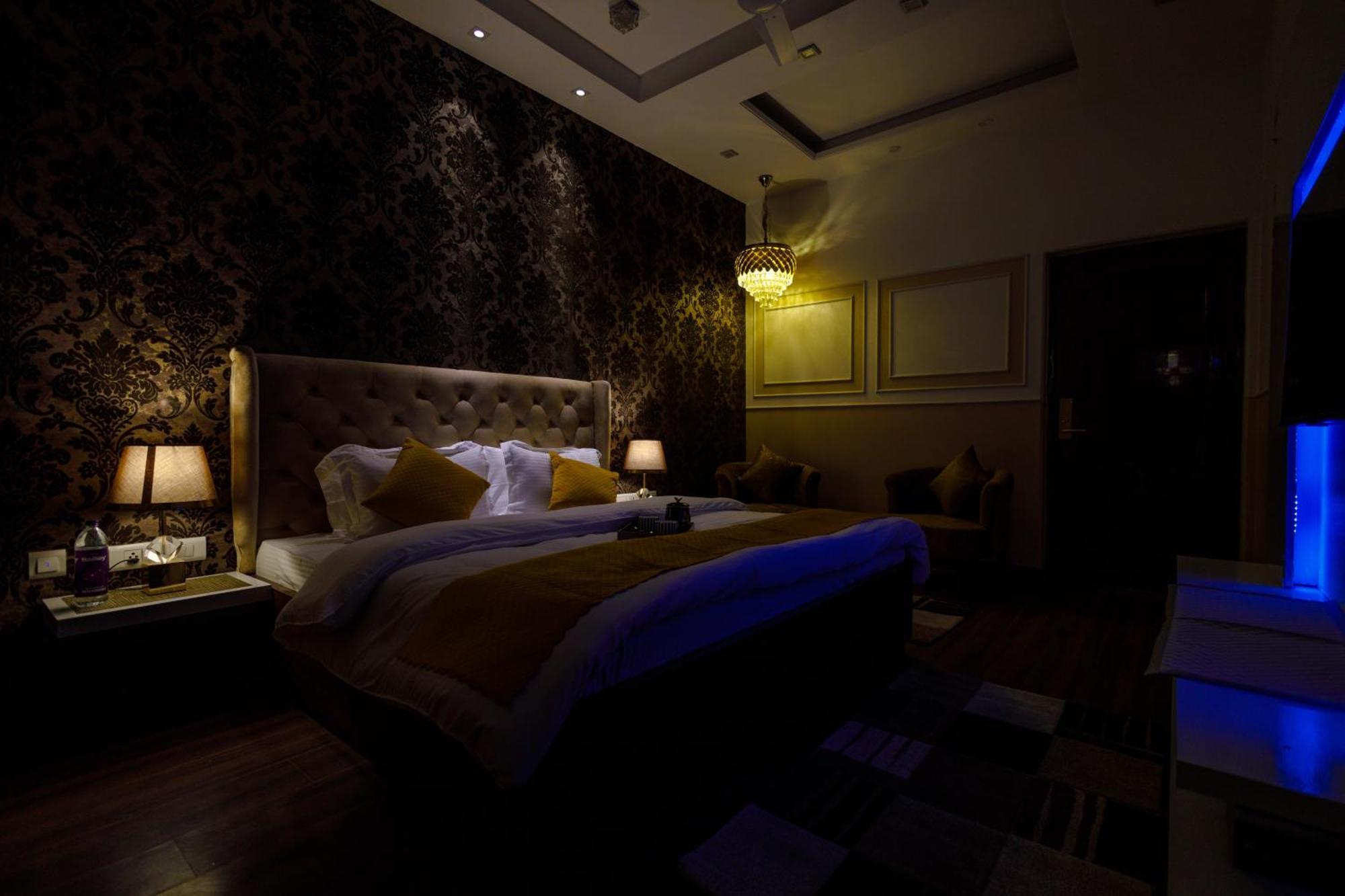 Victorian Elegance Luxury Stays Amritsar Eksteriør billede