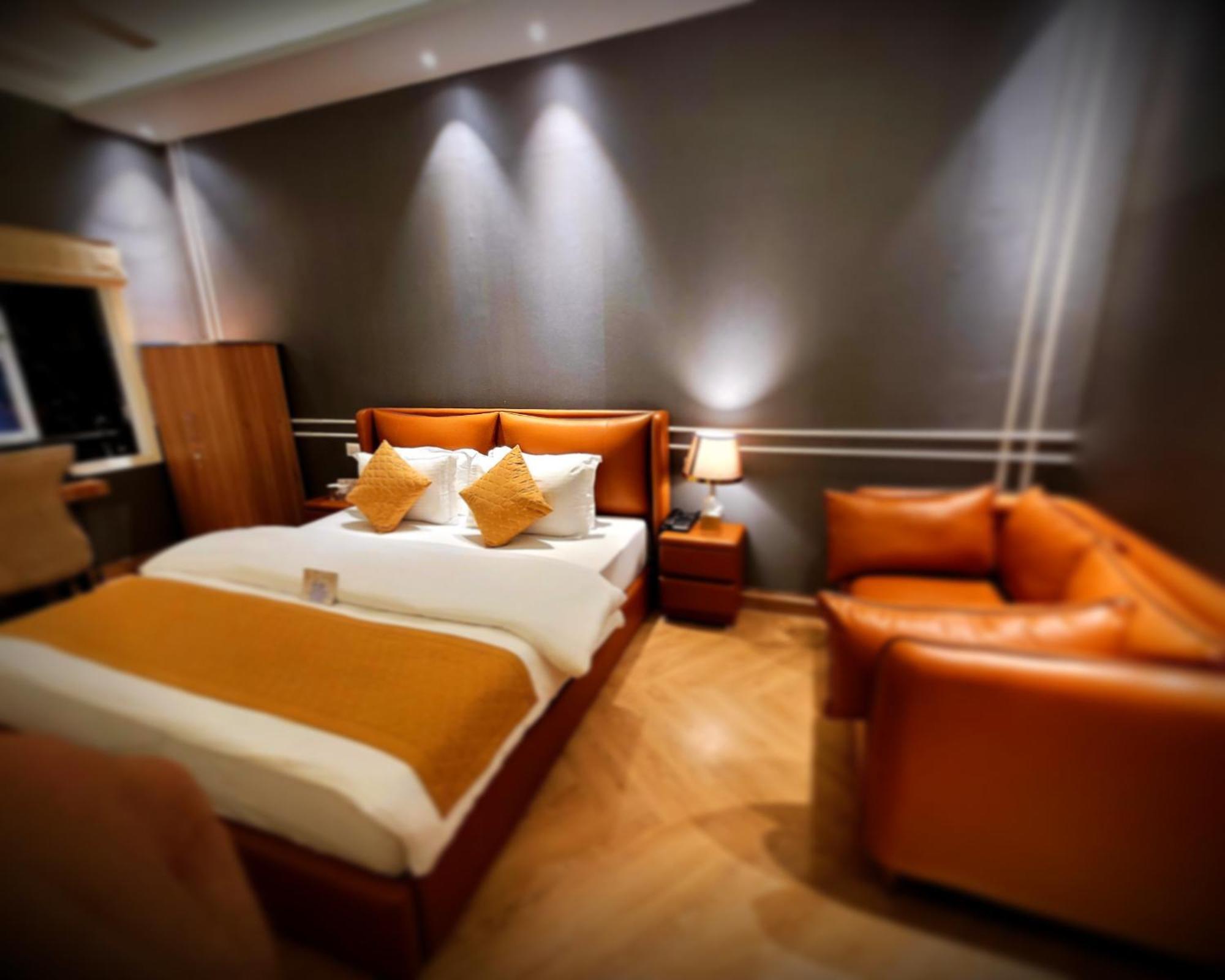 Victorian Elegance Luxury Stays Amritsar Eksteriør billede