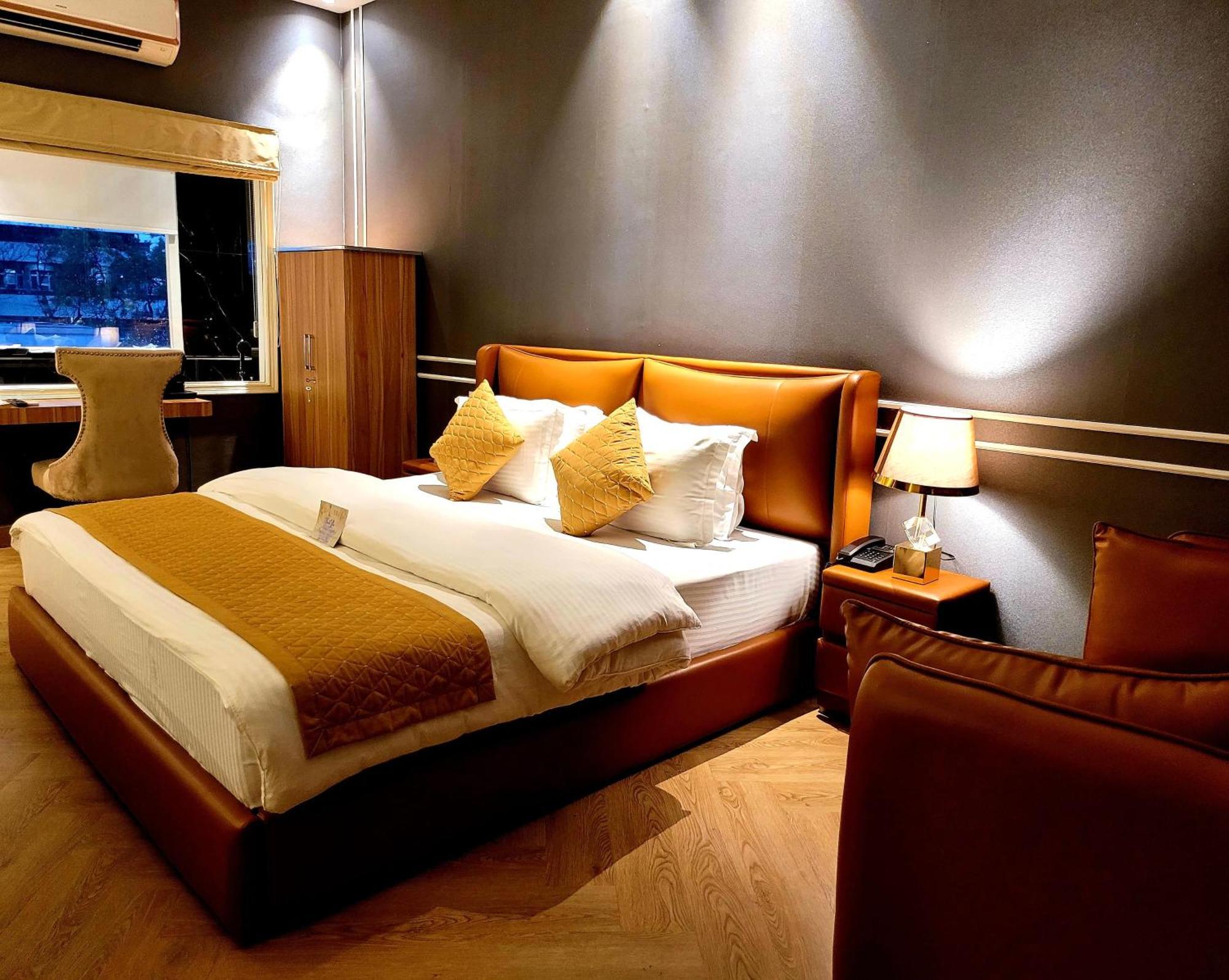 Victorian Elegance Luxury Stays Amritsar Eksteriør billede