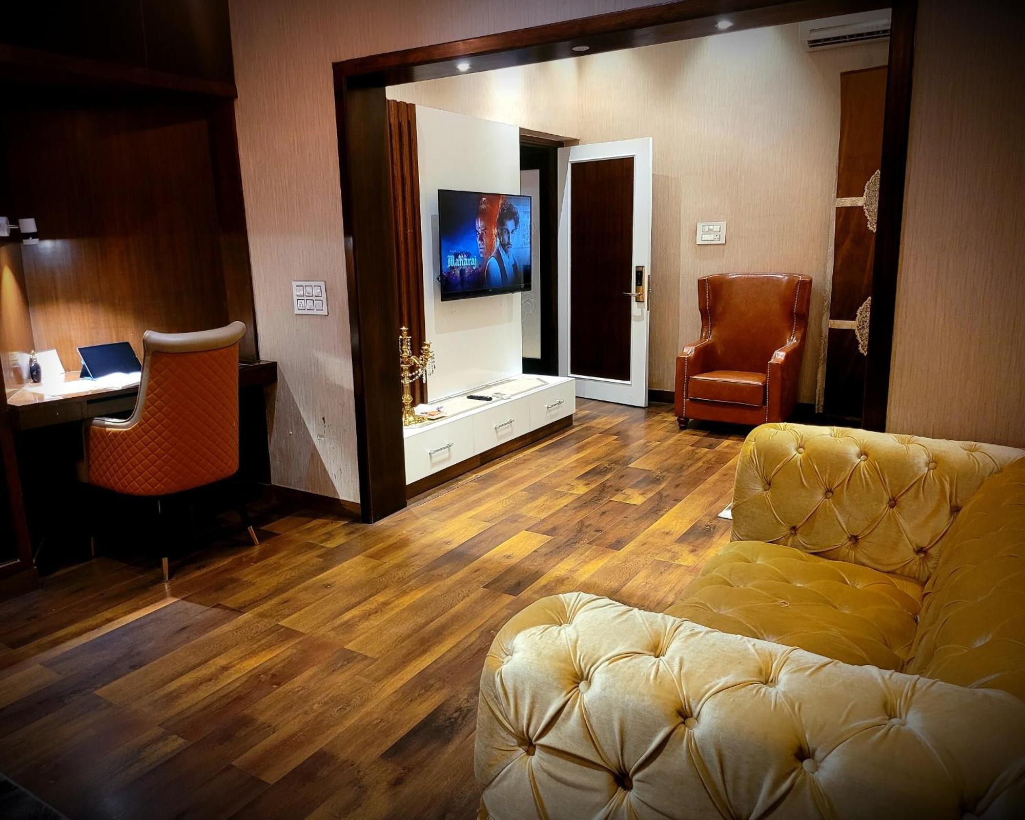 Victorian Elegance Luxury Stays Amritsar Eksteriør billede